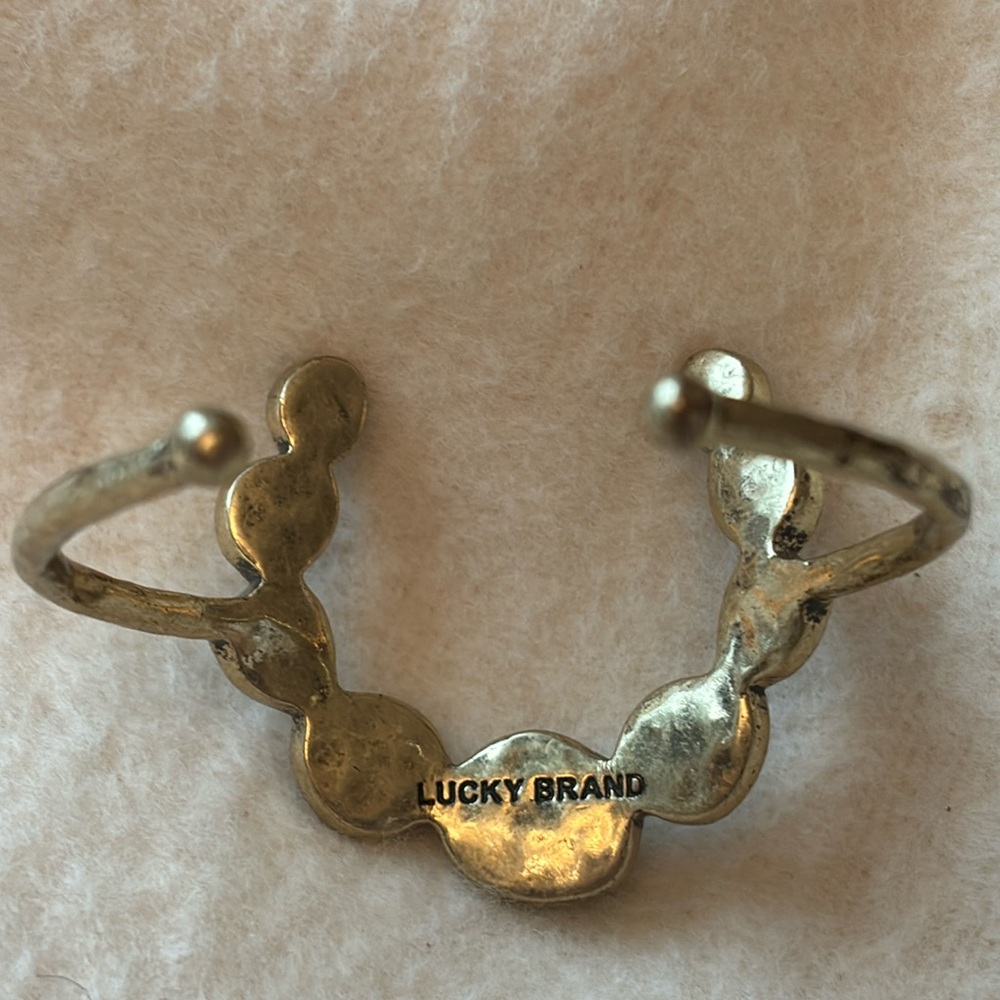 Lucky horseshoe bracelet by Lucky Brand - Picture 2 of 5